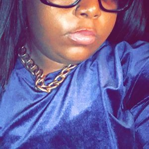 Meet your Posher, Symone